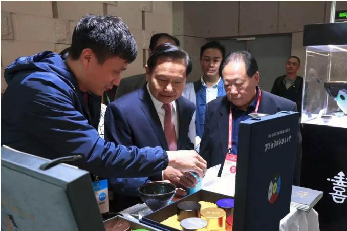 D:\wy\轻工动态\轻工动态\2019上的信息及起草稿\其它上网信息\首届中国工艺美术博览会在南京开幕\QQ截图9.jpg D:\wy\轻工动态\轻工动态\2019上的信息及起草稿\其它上网信息\首届中国工艺美术博览会在南京开幕\QQ截图9.jpg